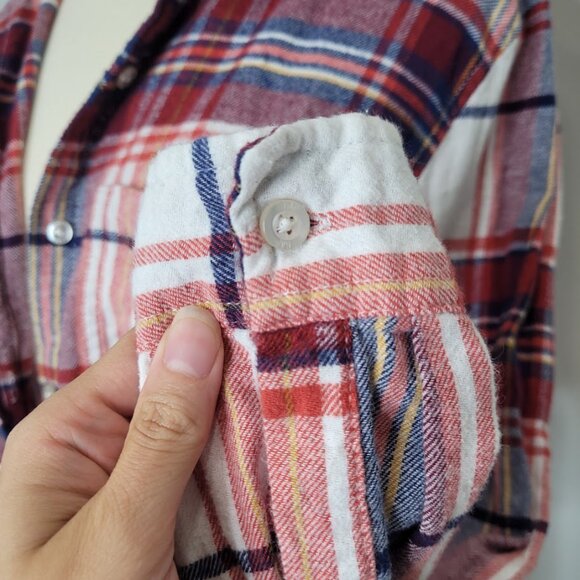 GAP Women's Long Sleeve Red Plaid Button Front Collar Cotton Shirt Top Small - Picture 8 of 11